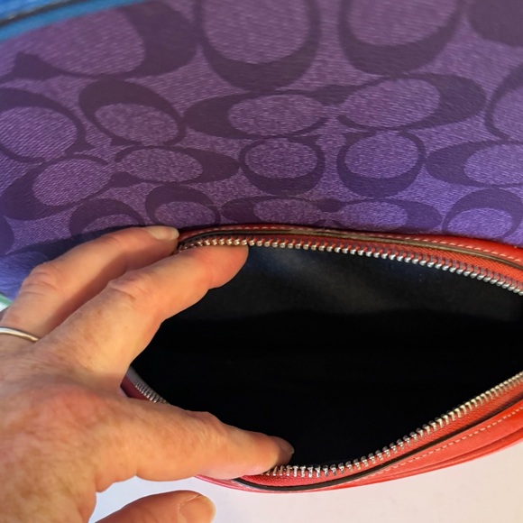 Coach Court Backpack In Blocked Signature Canvas
— - Picture 8 of 9